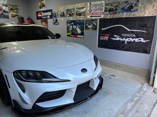 Supra Flag Garage White 2.jpeg